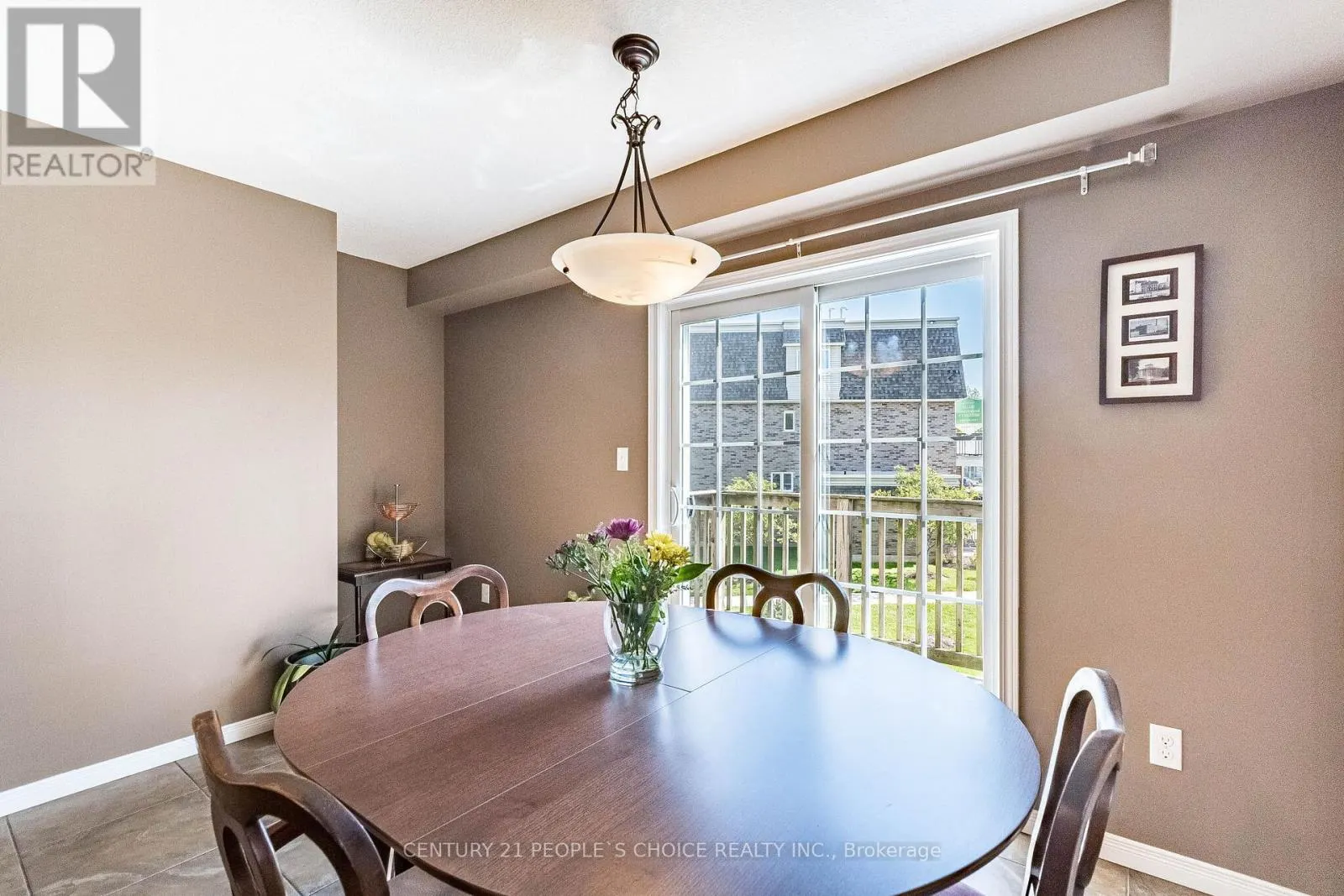 9 - 35 MOUNTFORD DRIVE