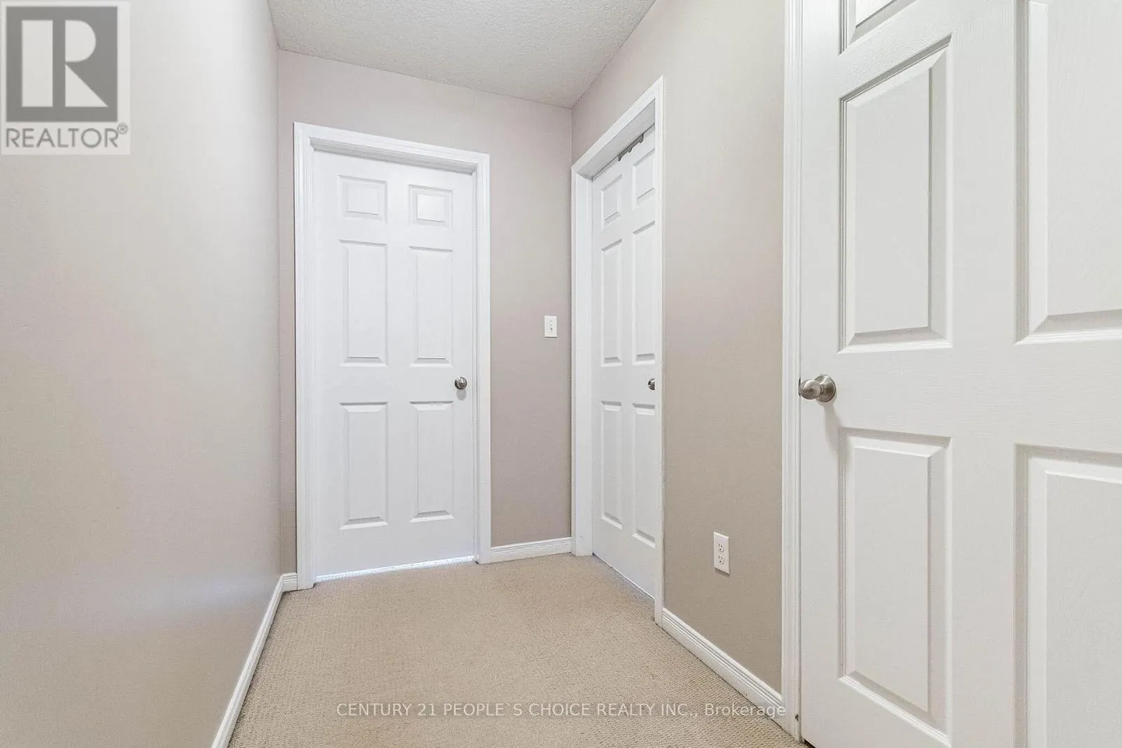 9 - 35 MOUNTFORD DRIVE