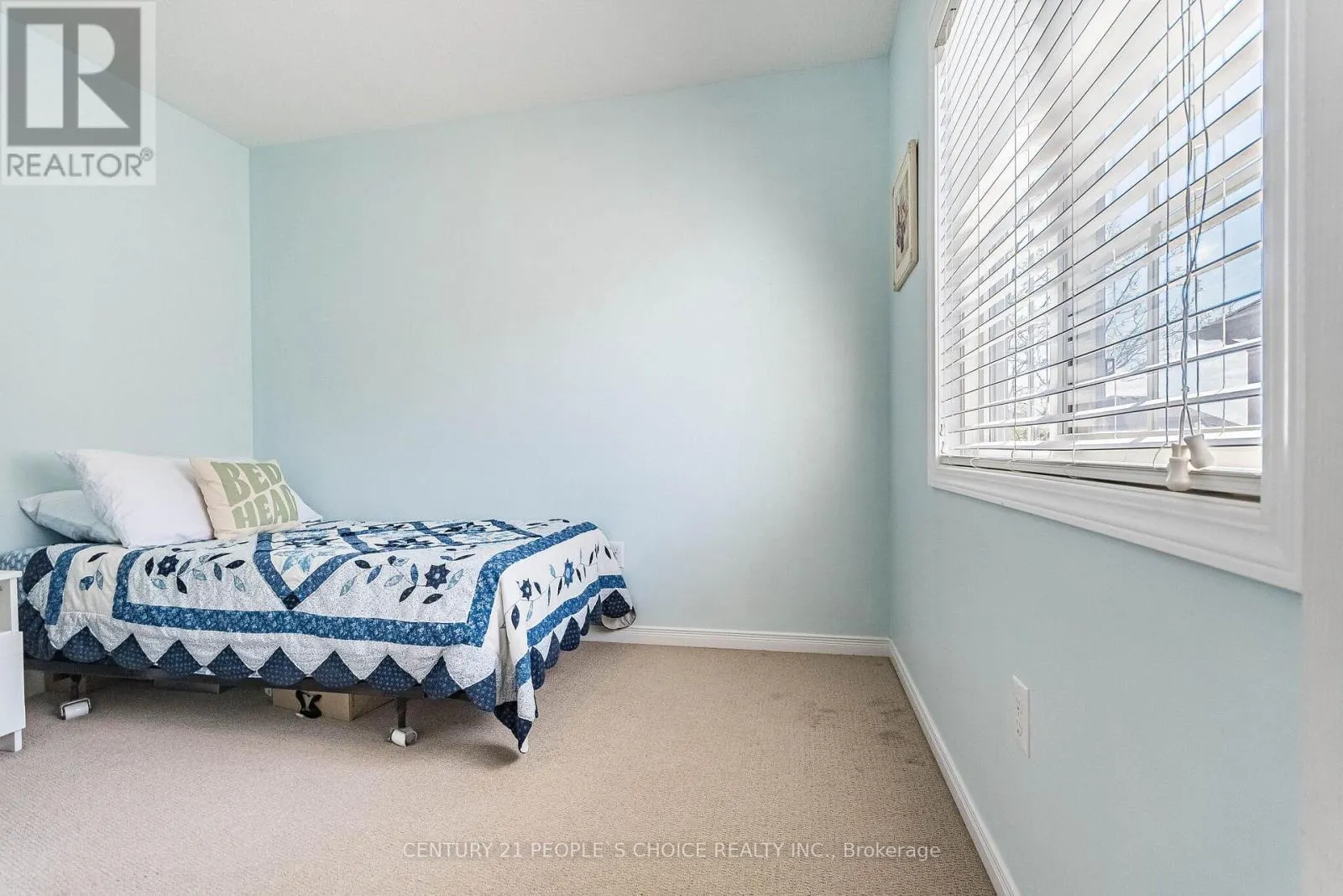 9 - 35 MOUNTFORD DRIVE