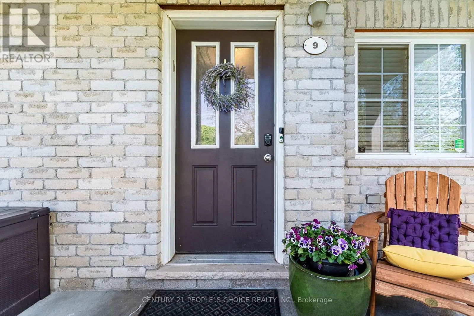 9 - 35 MOUNTFORD DRIVE