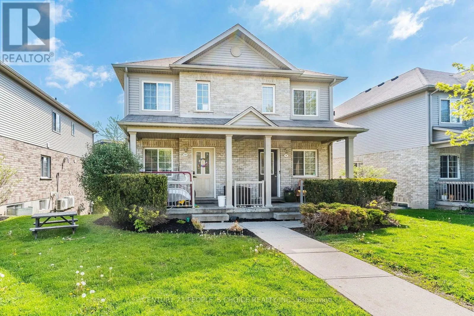 9 - 35 MOUNTFORD DRIVE