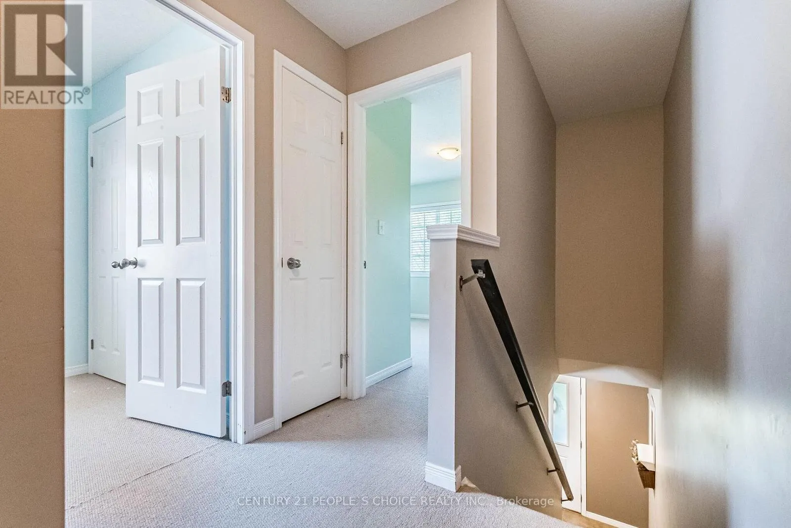 9 - 35 MOUNTFORD DRIVE