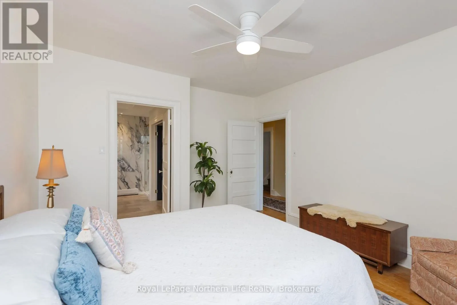 797 MCINTYRE STREET W