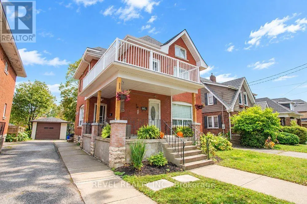 UPPER - 234 SHERIDAN STREET