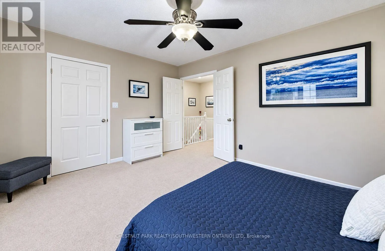 24 WHITE SANDS COURT