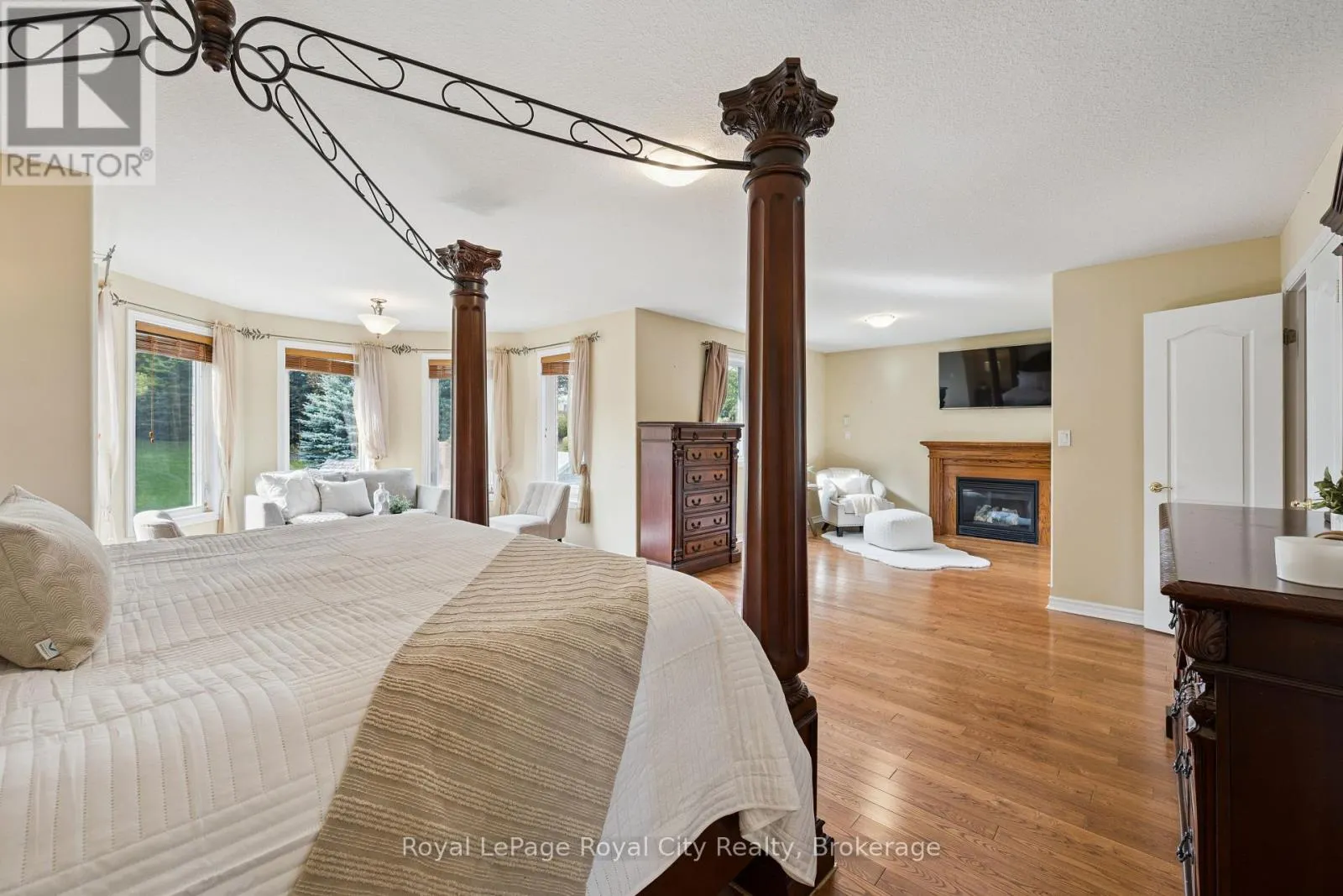 26 FRASSON DRIVE