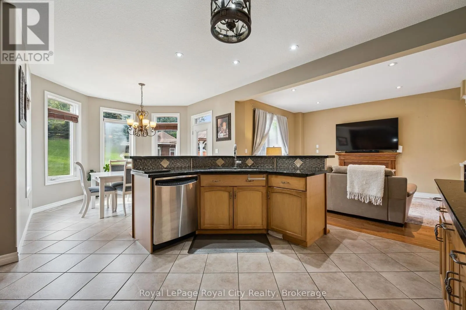26 FRASSON DRIVE