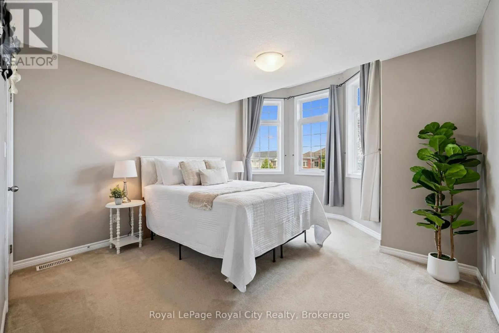 26 FRASSON DRIVE