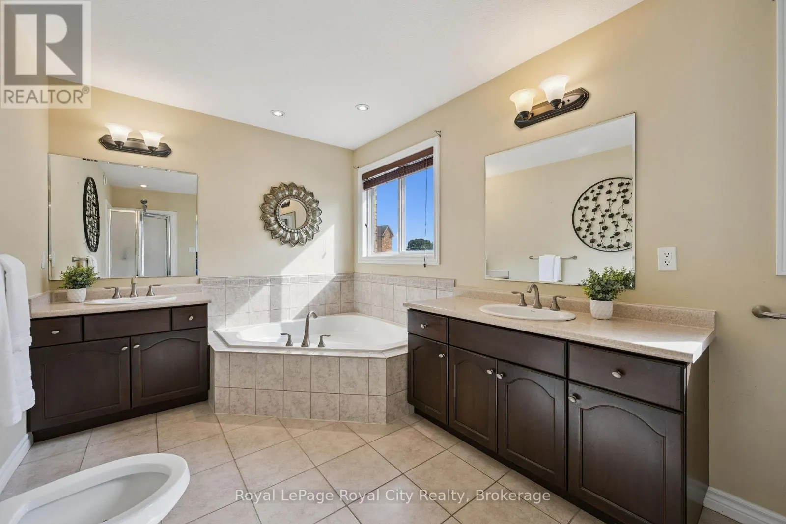 26 FRASSON DRIVE