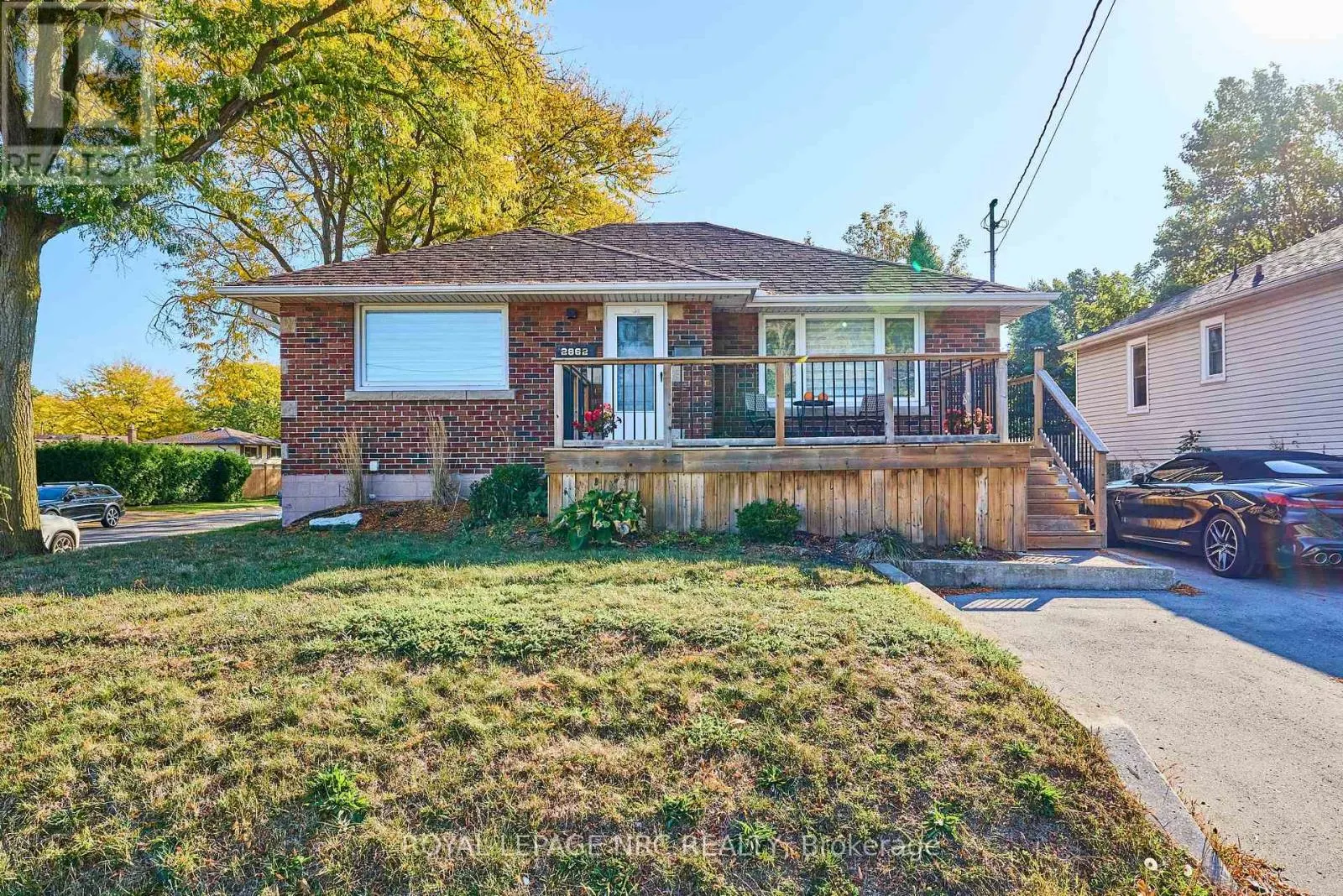 2862 DORCHESTER ROAD
