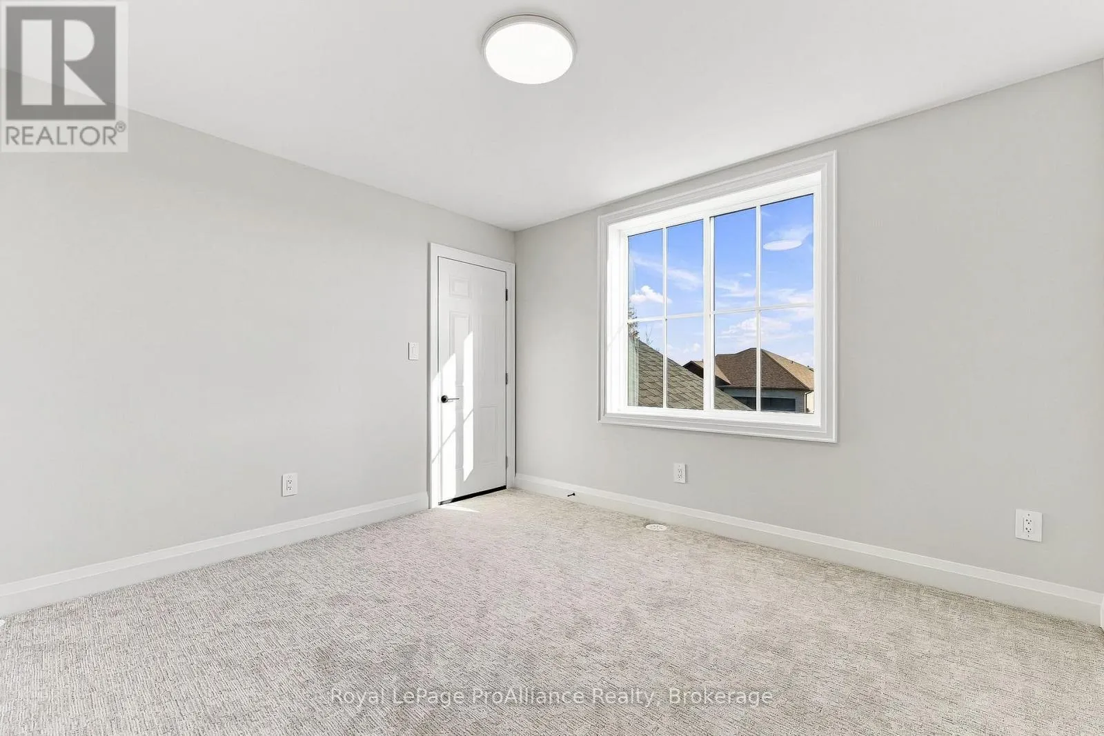 52 BEACON DRIVE