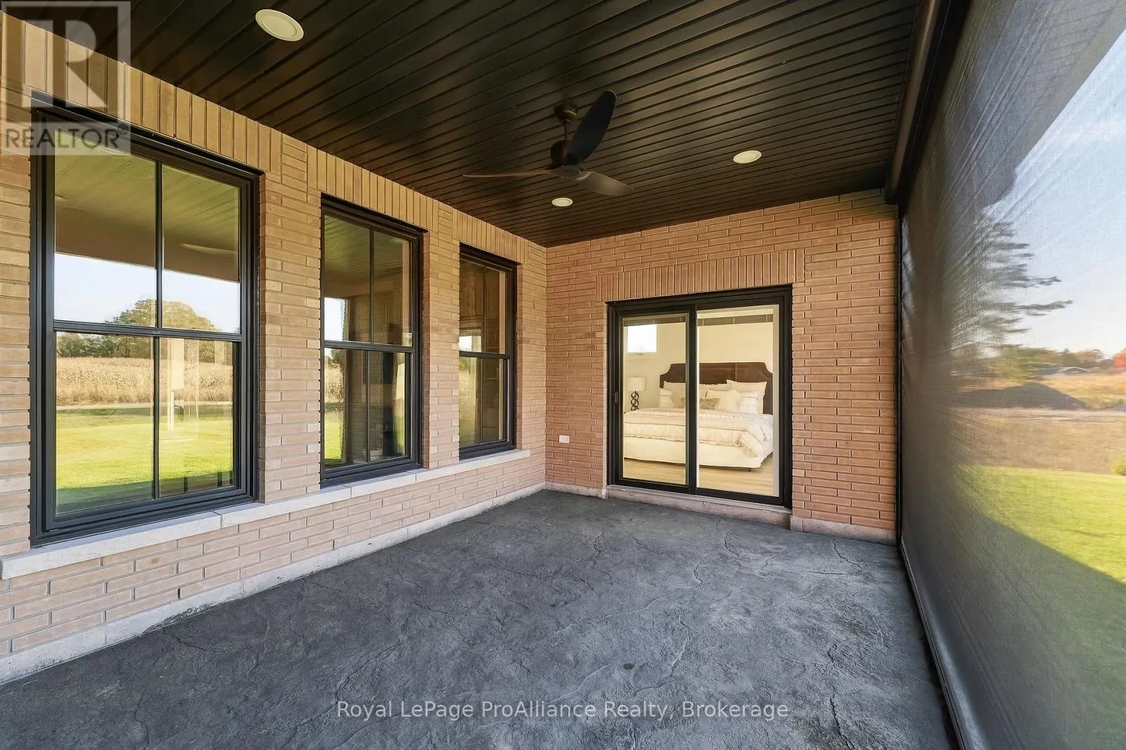 52 BEACON DRIVE