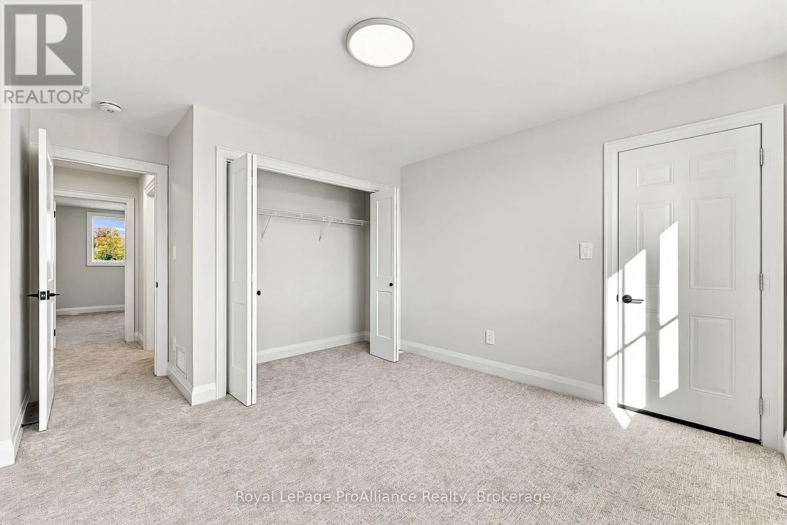 52 BEACON DRIVE