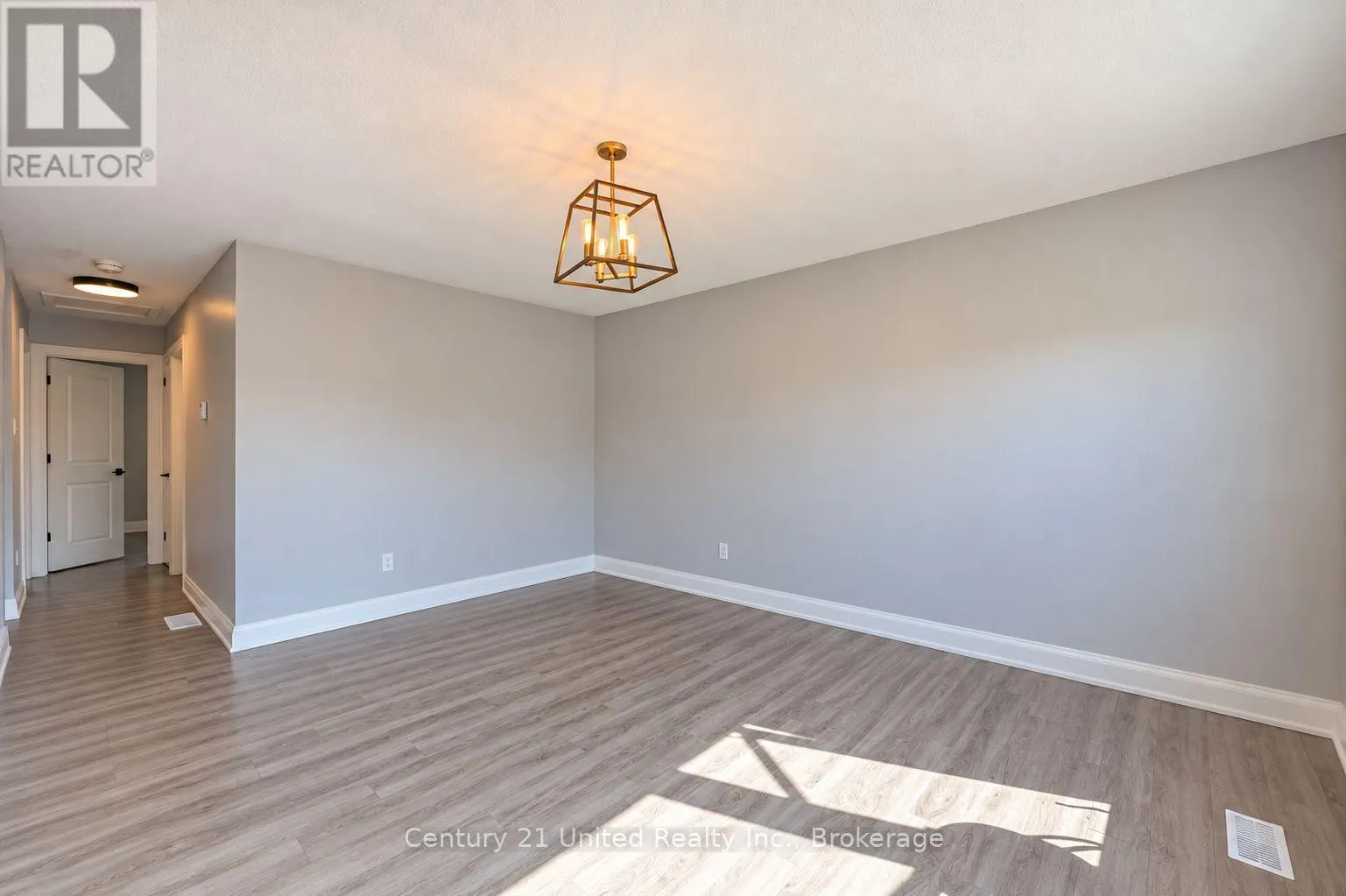 818 ORPINGTON ROAD