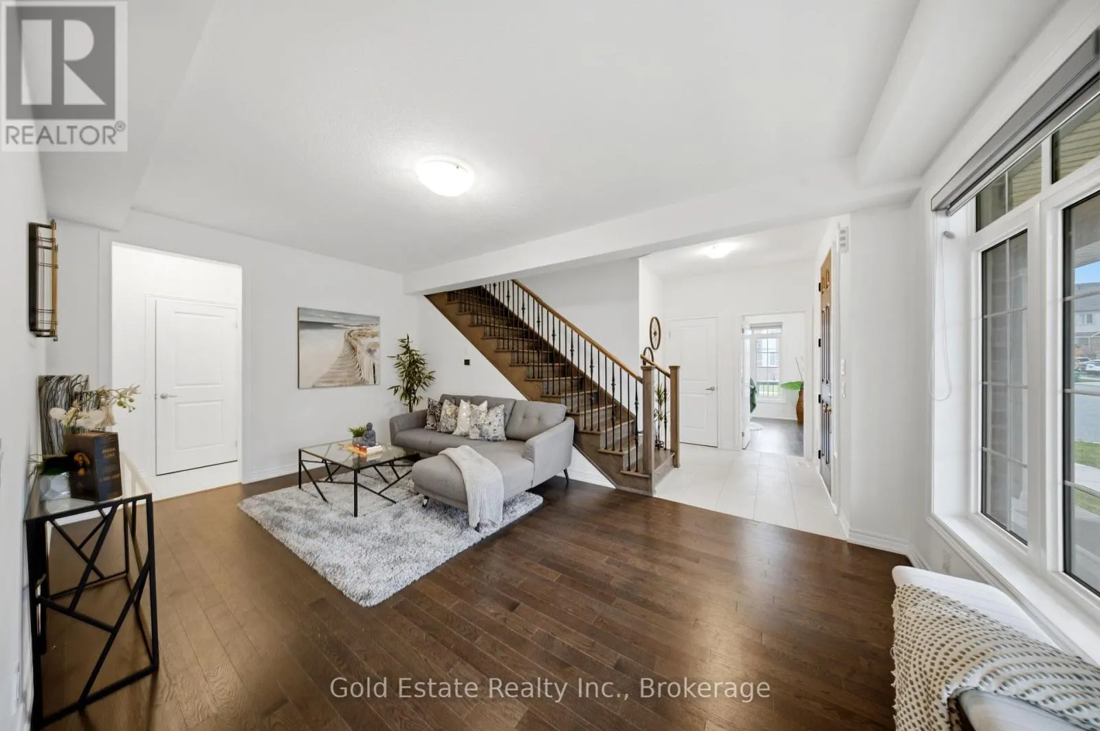3 GEORGINA STREET