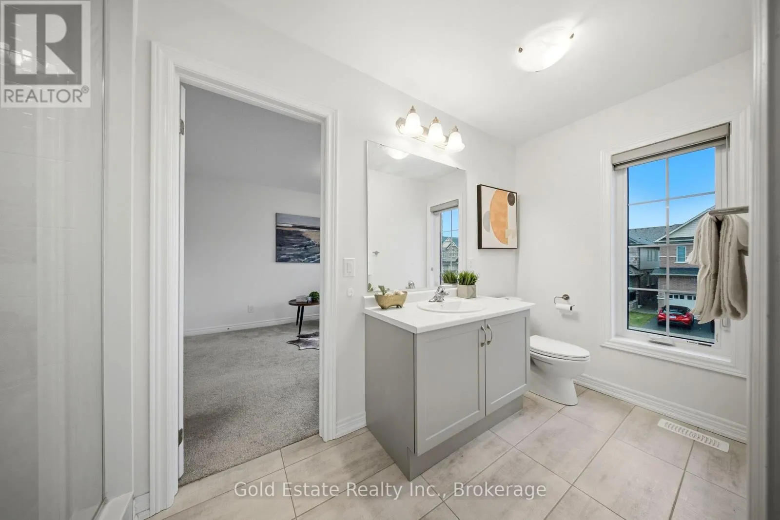 3 GEORGINA STREET