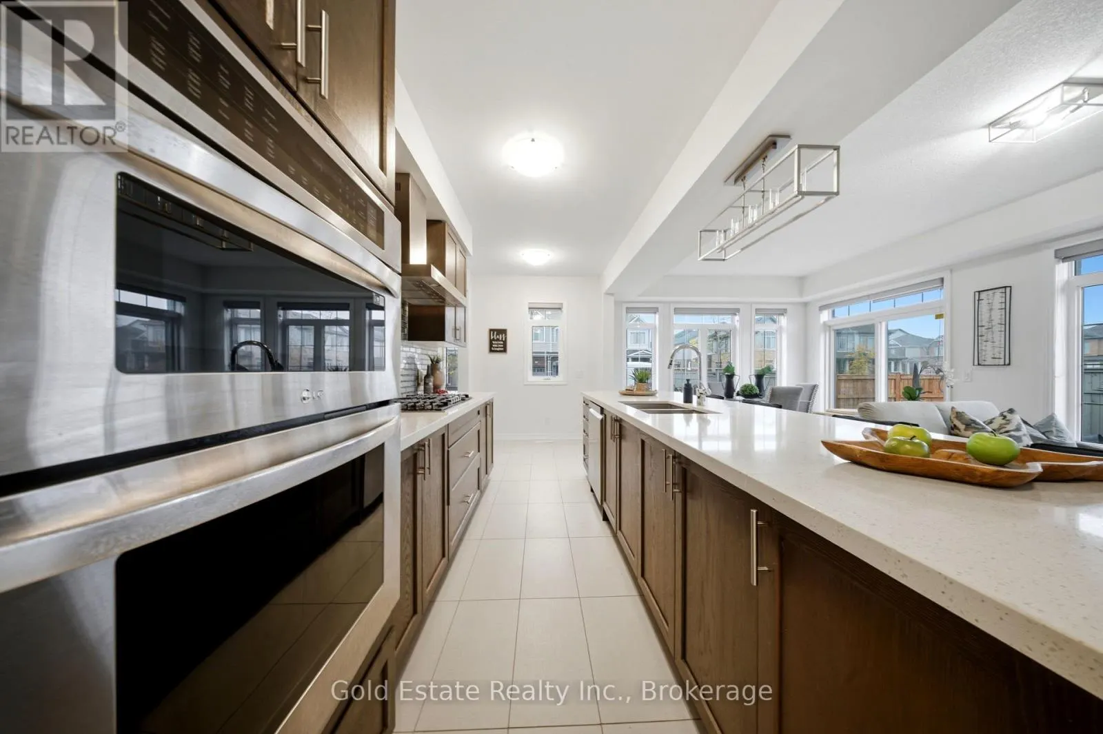 3 GEORGINA STREET