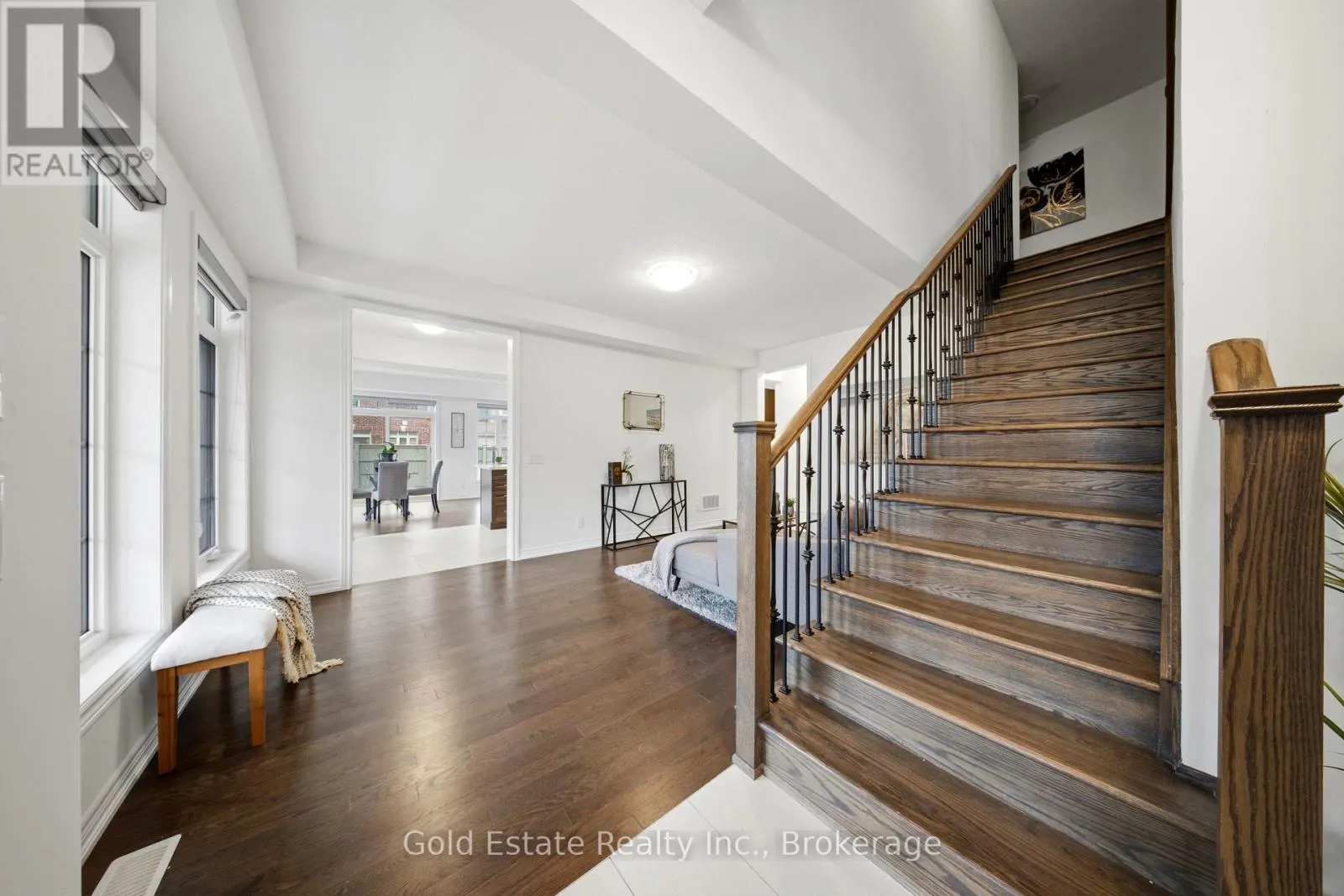 3 GEORGINA STREET