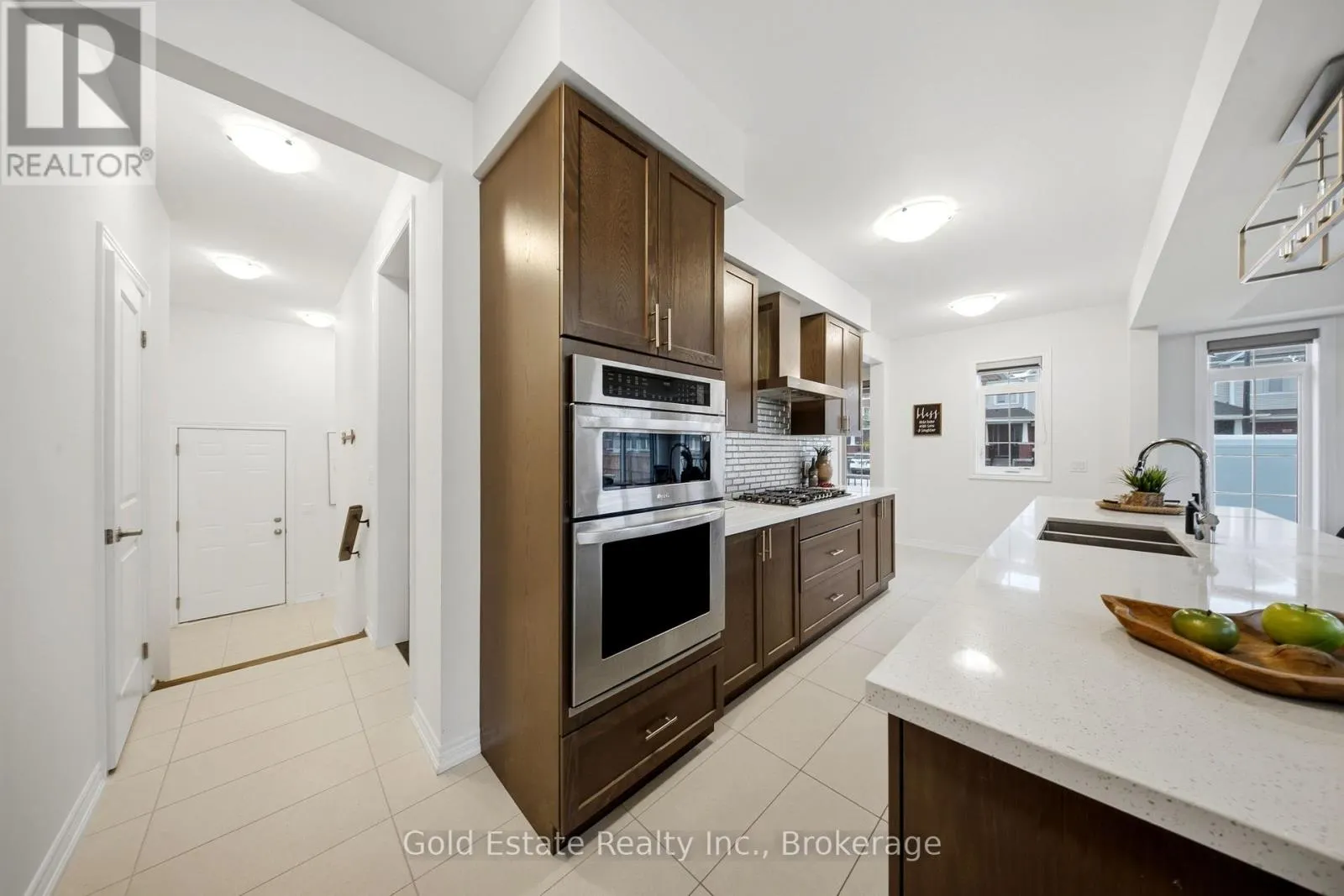 3 GEORGINA STREET