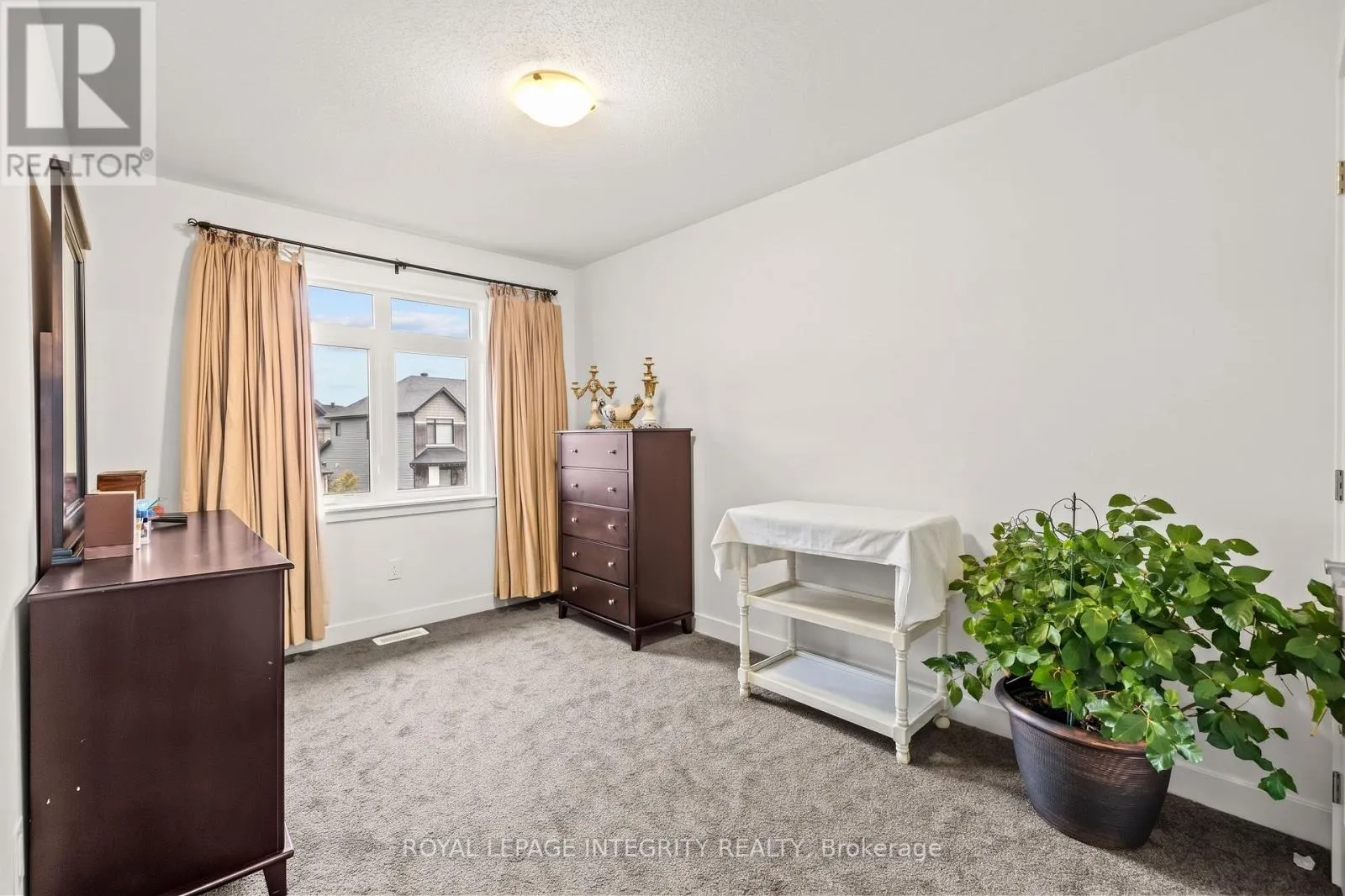 67 HEIRLOOM STREET
