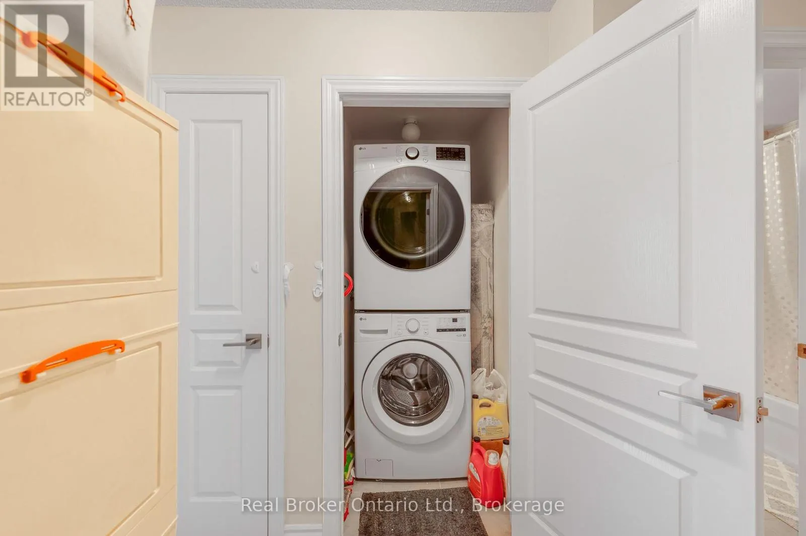 80 - 88 DECORSO DRIVE #80