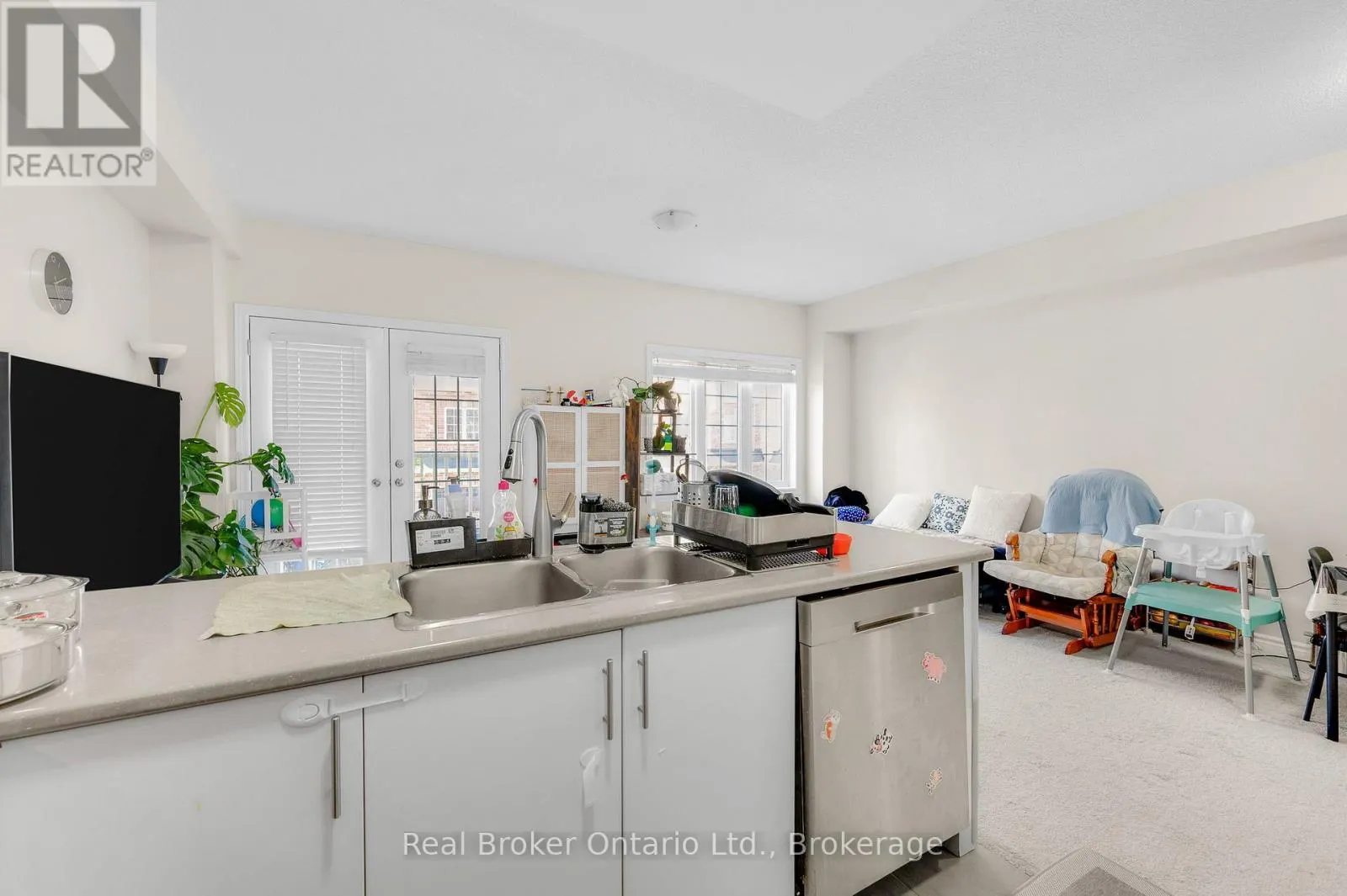 80 - 88 DECORSO DRIVE #80