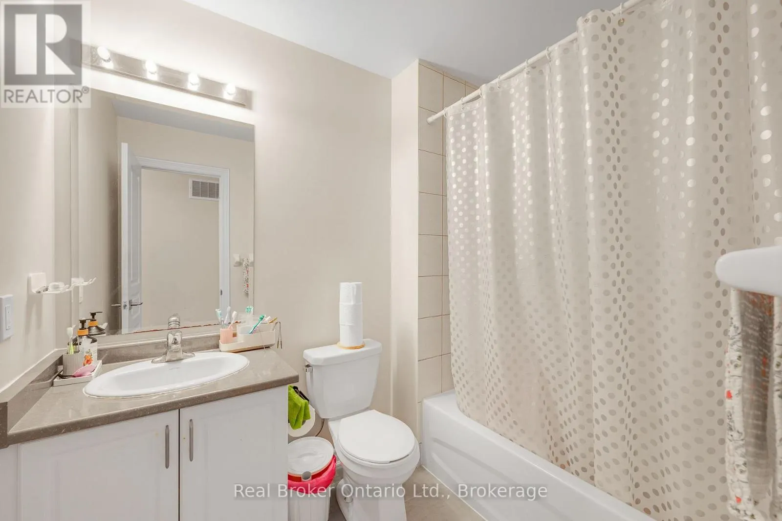 80 - 88 DECORSO DRIVE #80