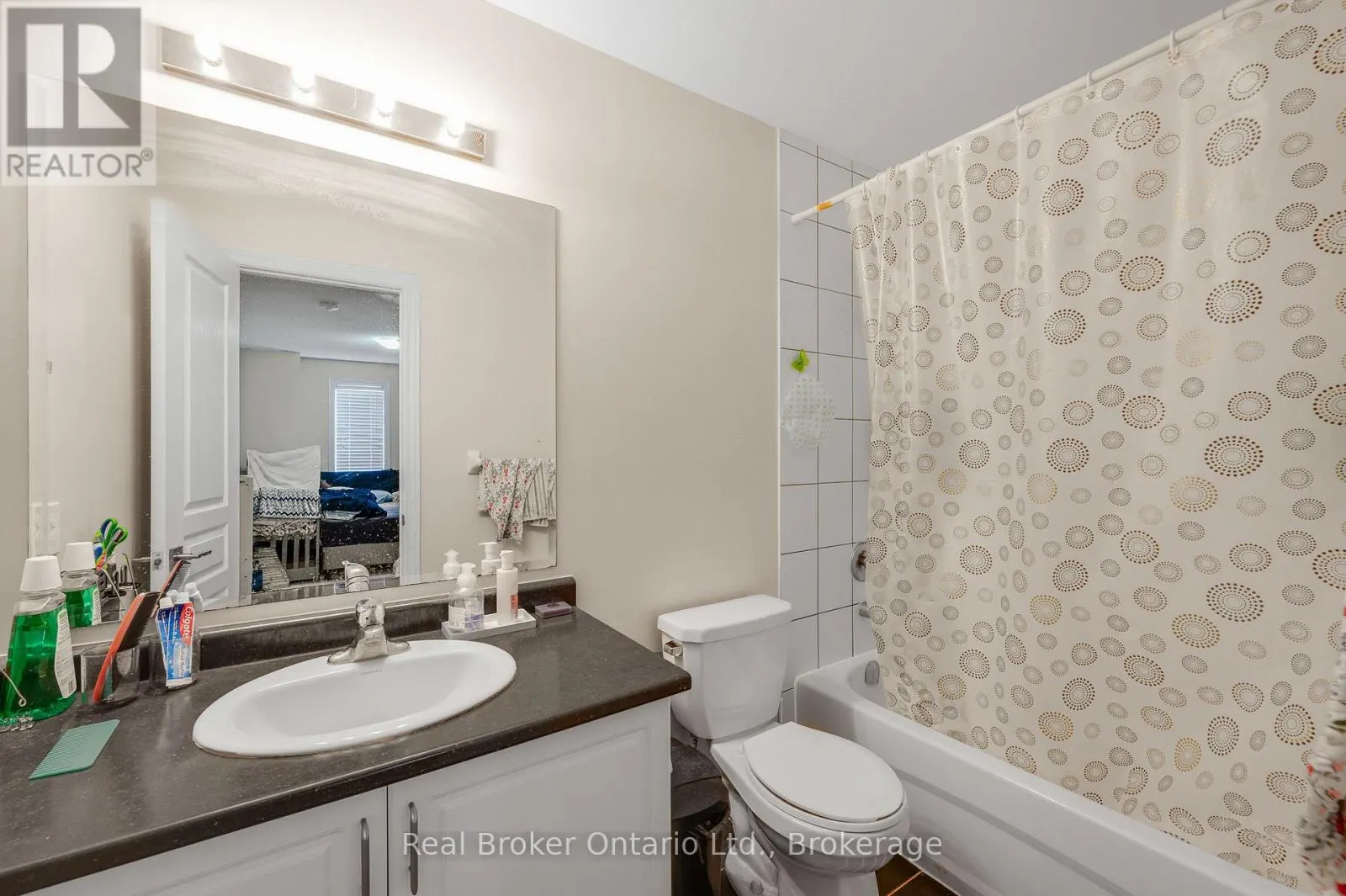 80 - 88 DECORSO DRIVE #80