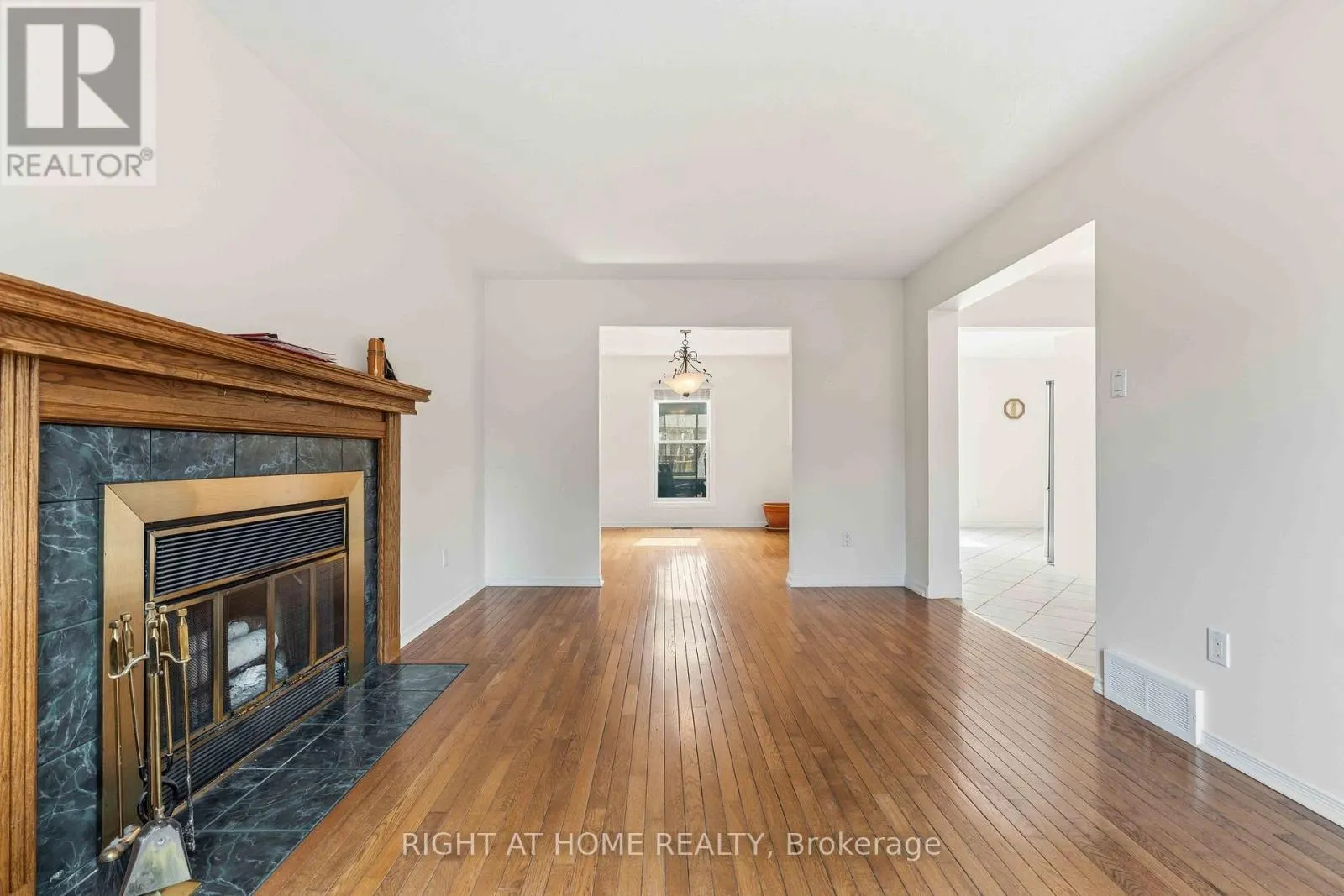 26 DENHAM WAY