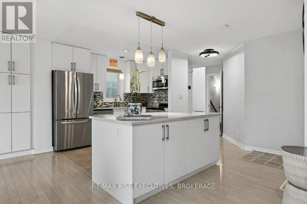 1543 PROVIDENCE CRESCENT