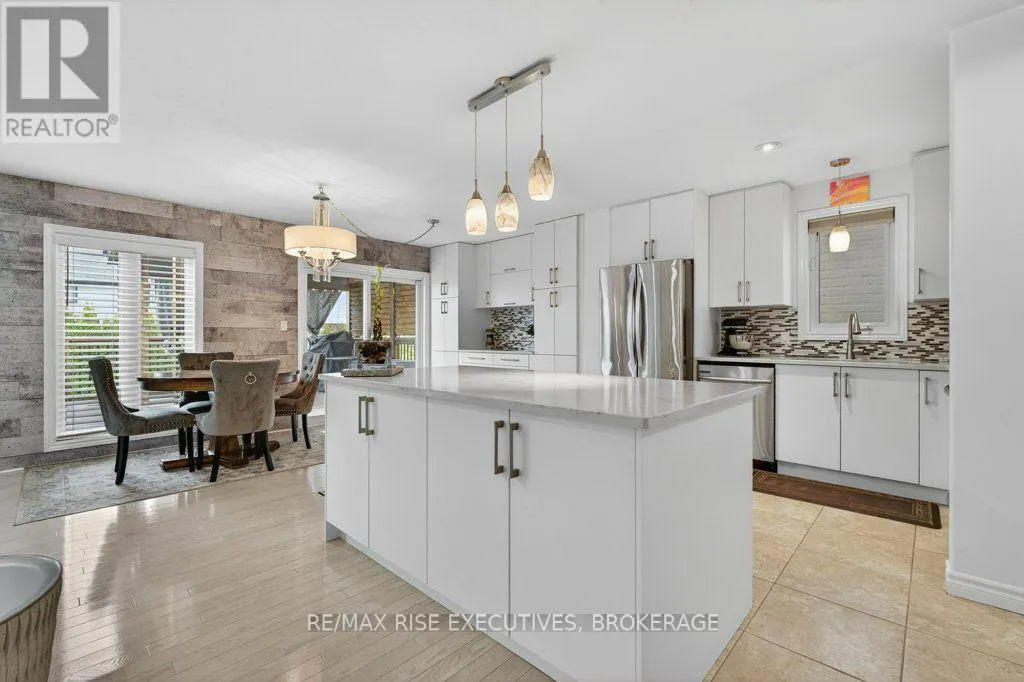 1543 PROVIDENCE CRESCENT