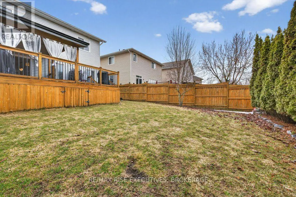 1543 PROVIDENCE CRESCENT
