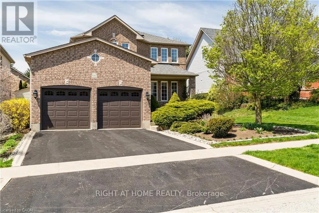 106 MOORE CRESCENT