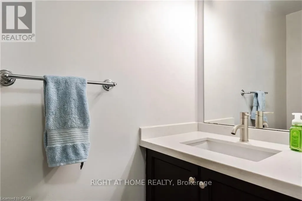 106 MOORE CRESCENT