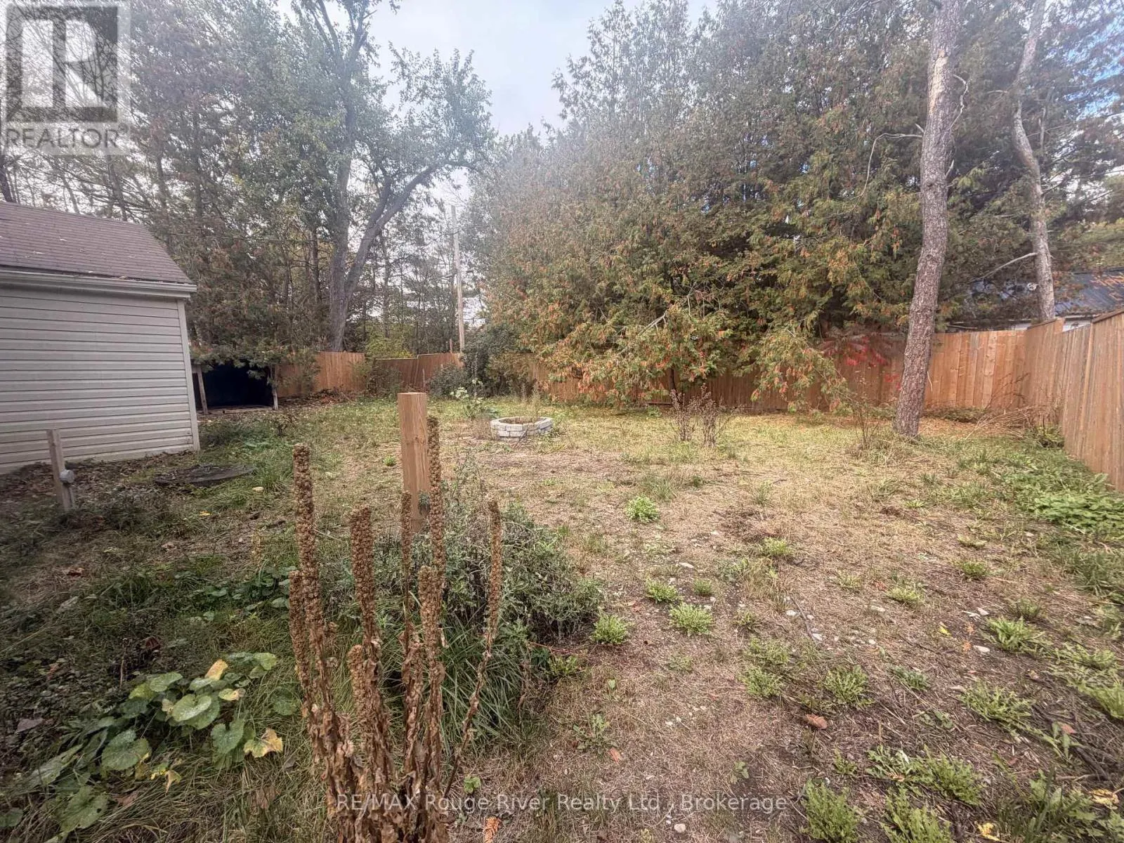 11 EDGEWOOD DRIVE