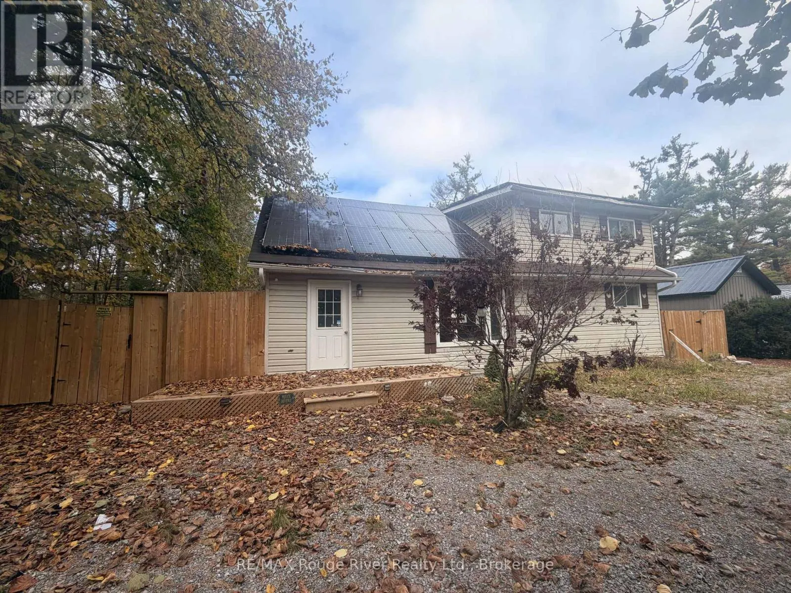 11 EDGEWOOD DRIVE