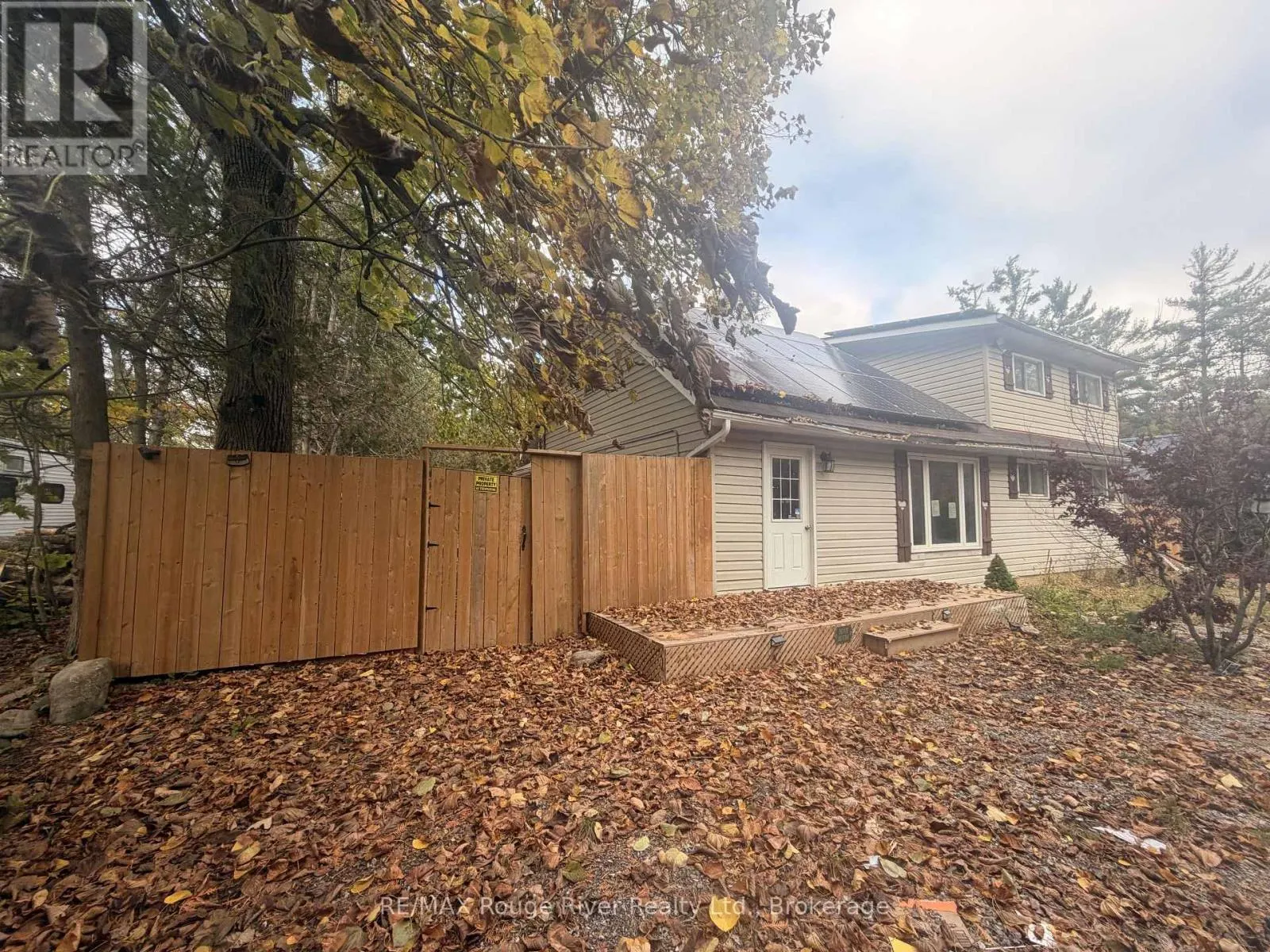 11 EDGEWOOD DRIVE