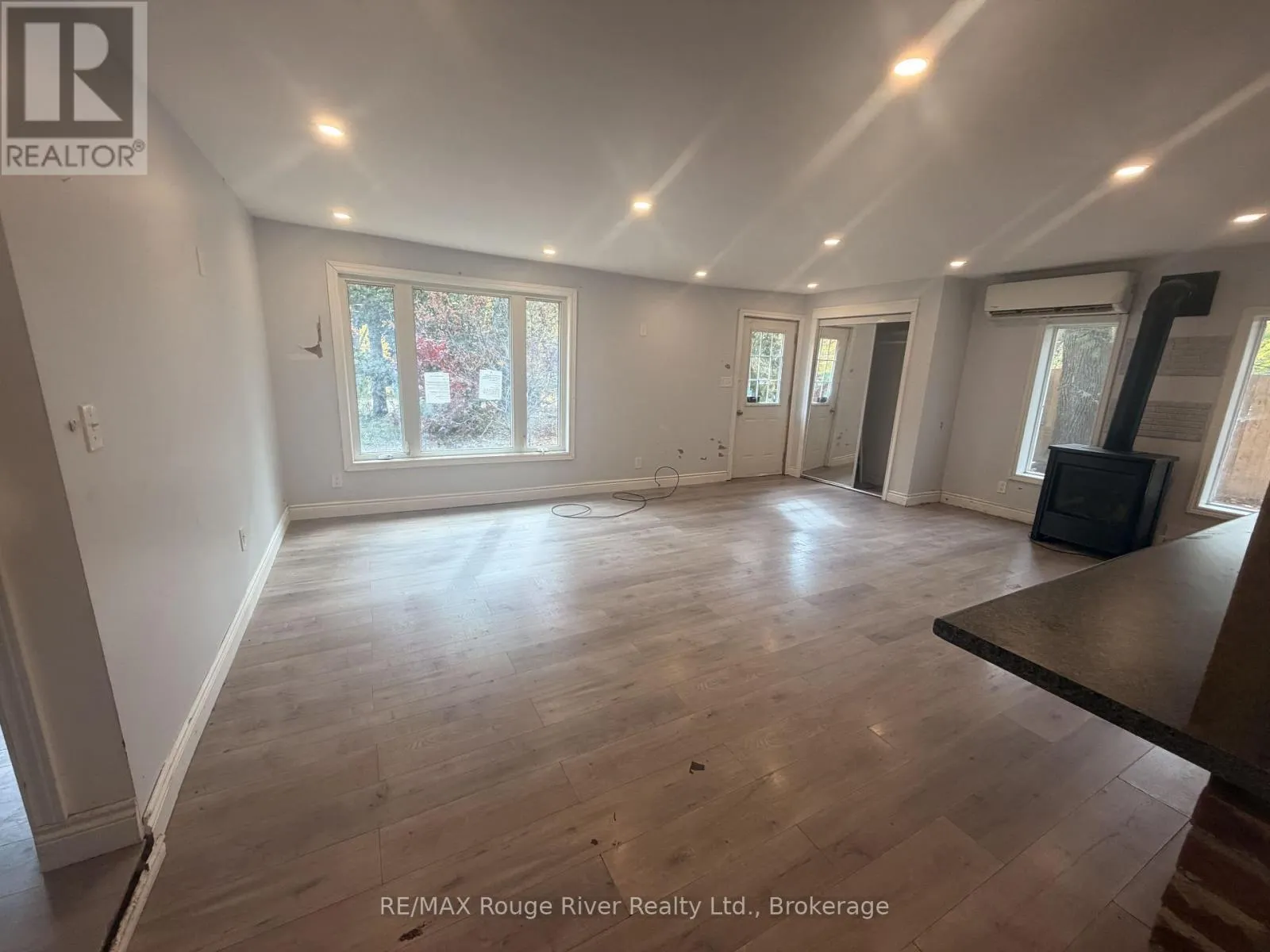 11 EDGEWOOD DRIVE