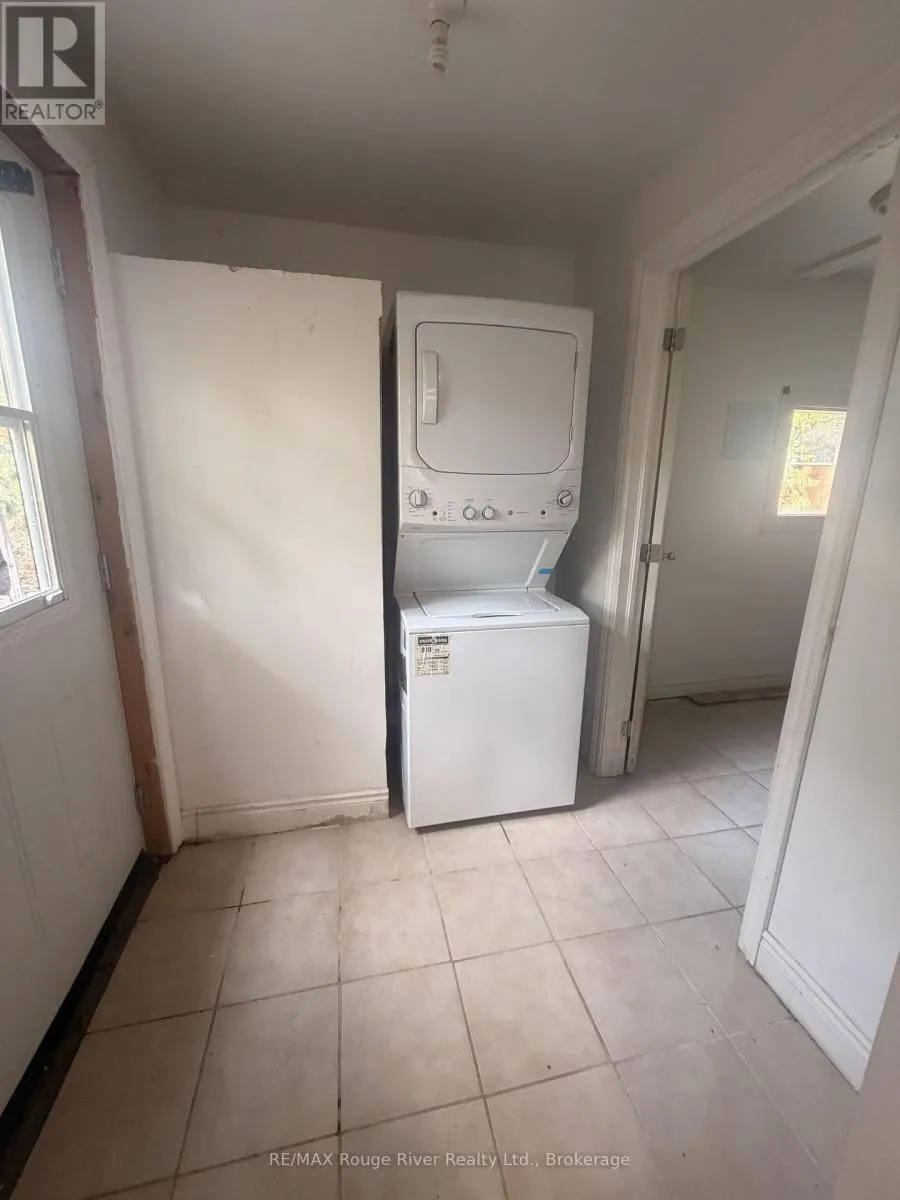 11 EDGEWOOD DRIVE