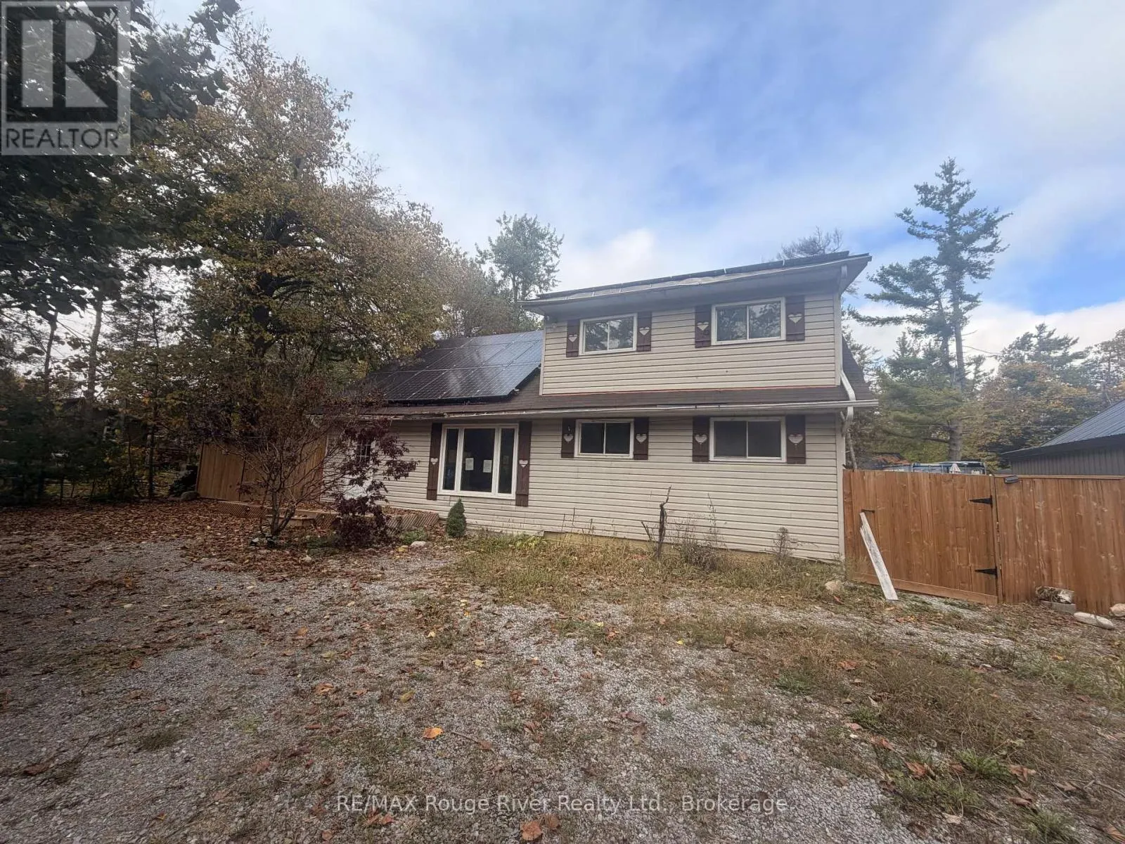 11 EDGEWOOD DRIVE