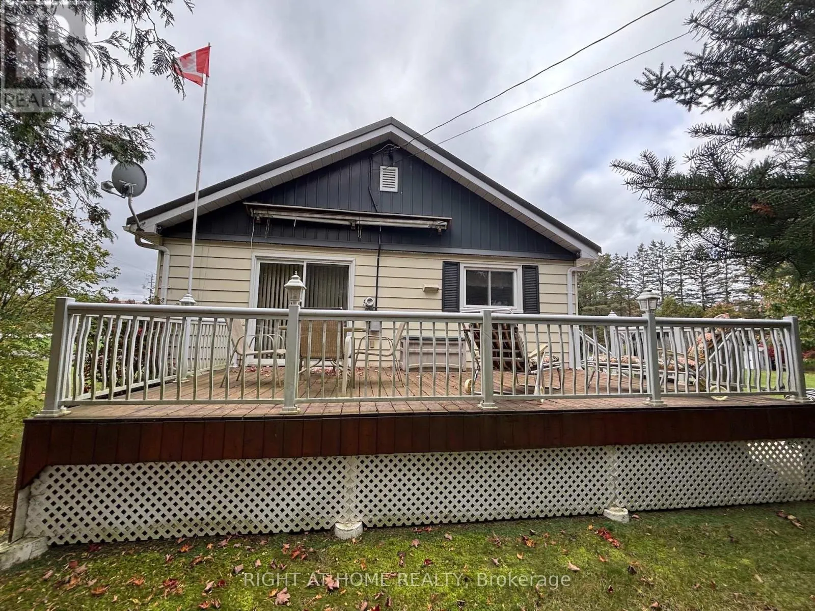 145853 GREY ROAD 12