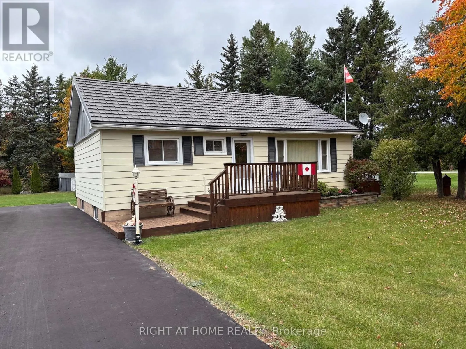 145853 GREY ROAD 12