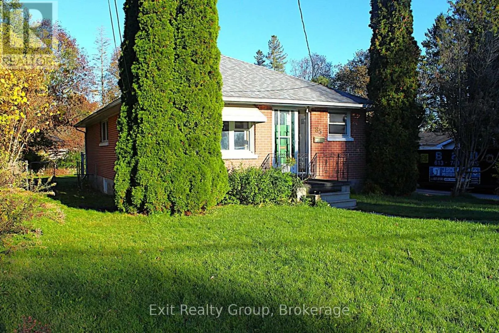 85 WRIGHT AVENUE