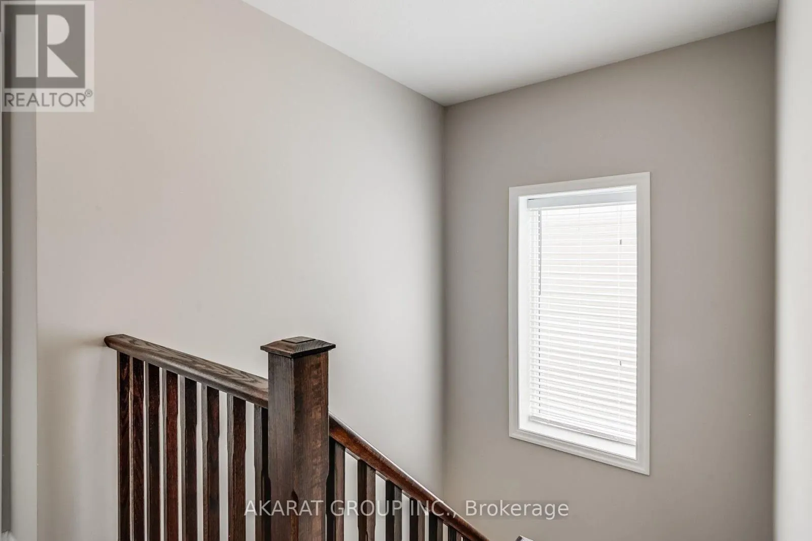 31 PICKETT PLACE