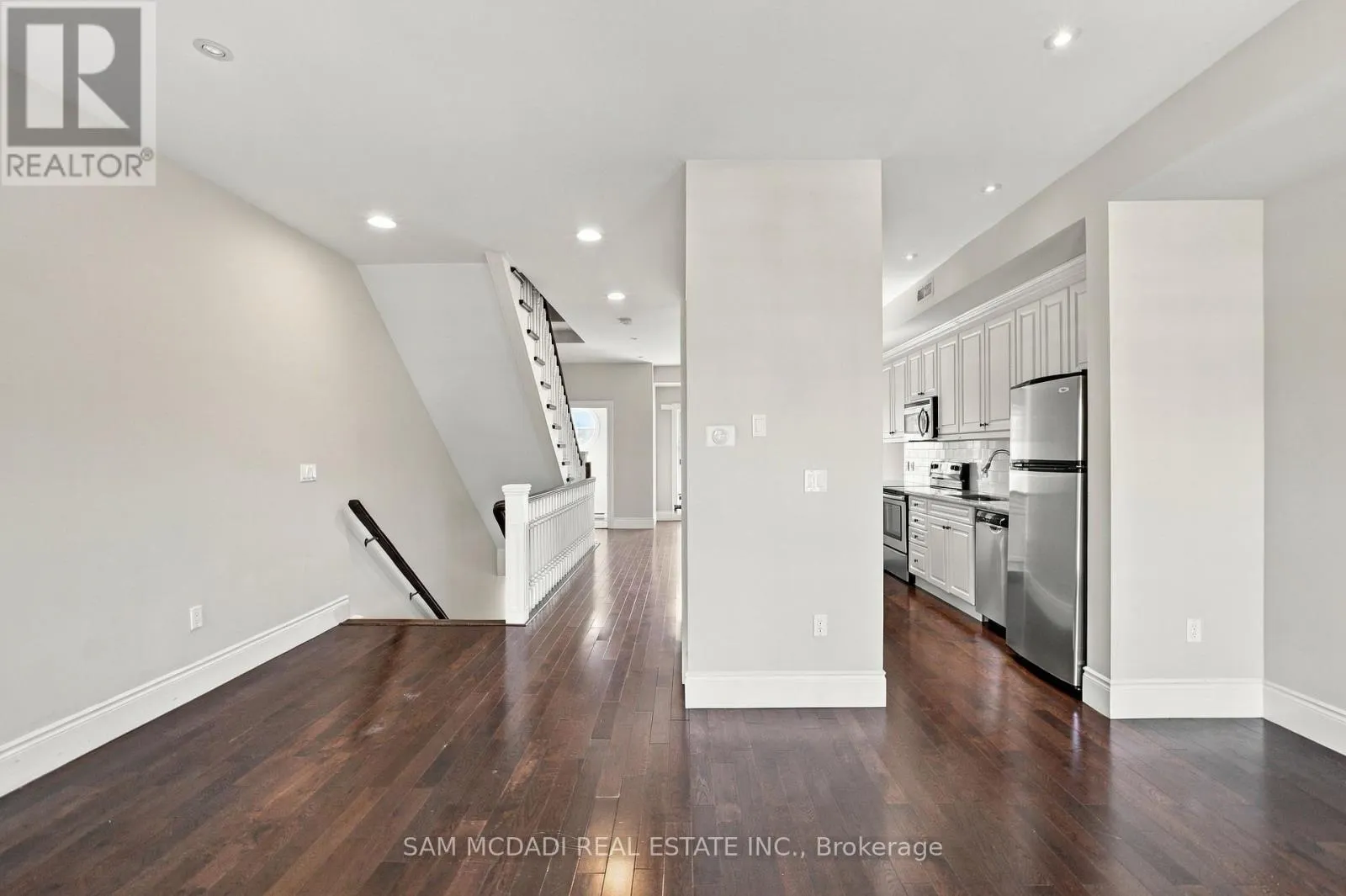 305 - 133 PARK STREET