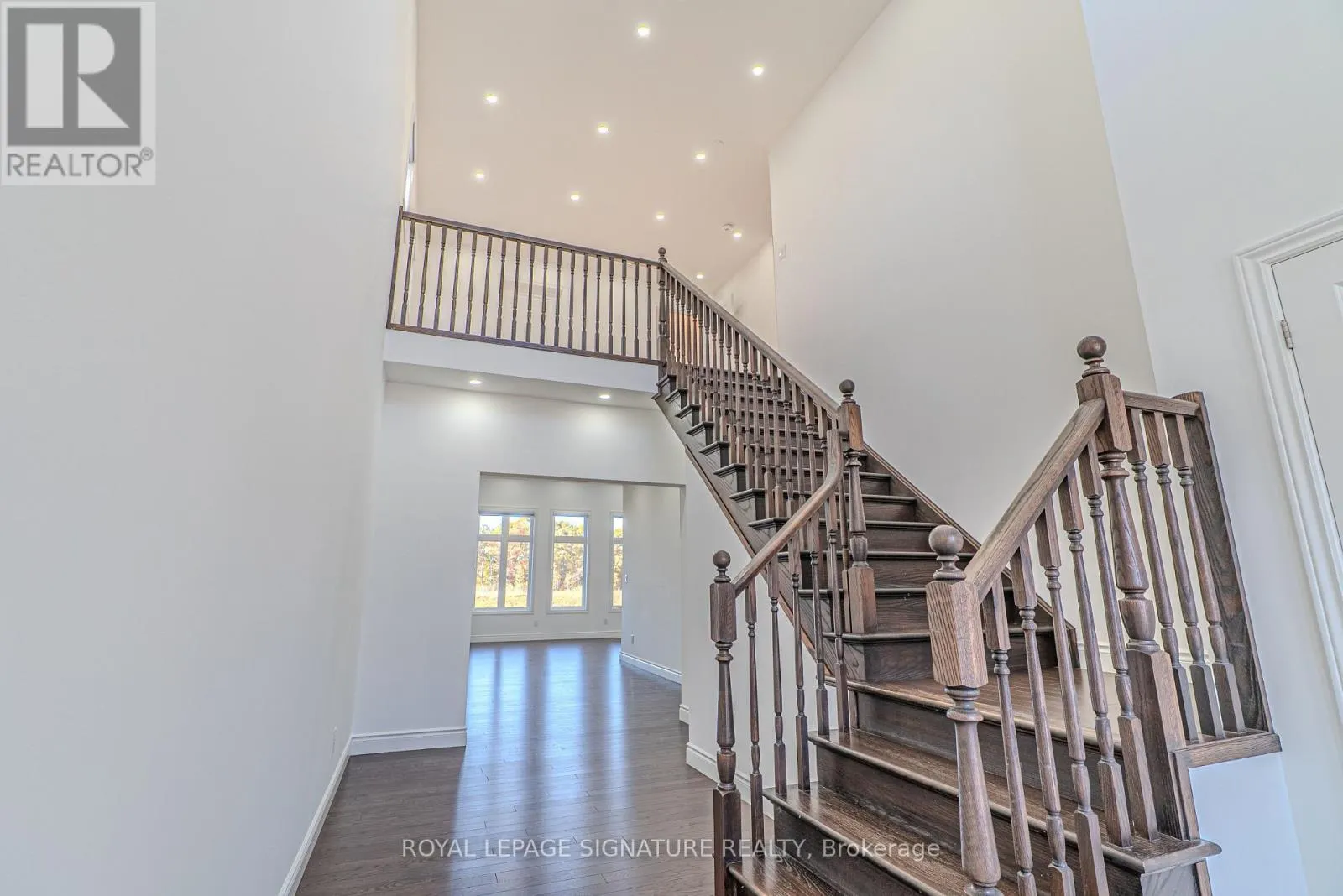 248 FREURE DRIVE