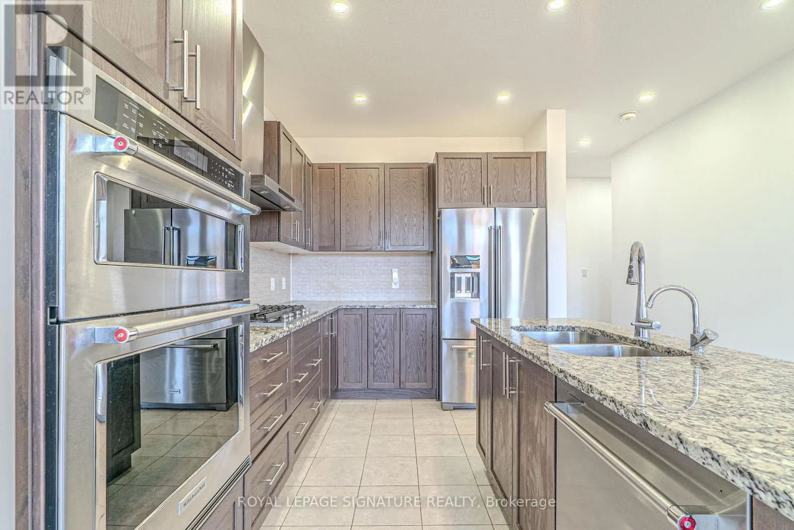 248 FREURE DRIVE