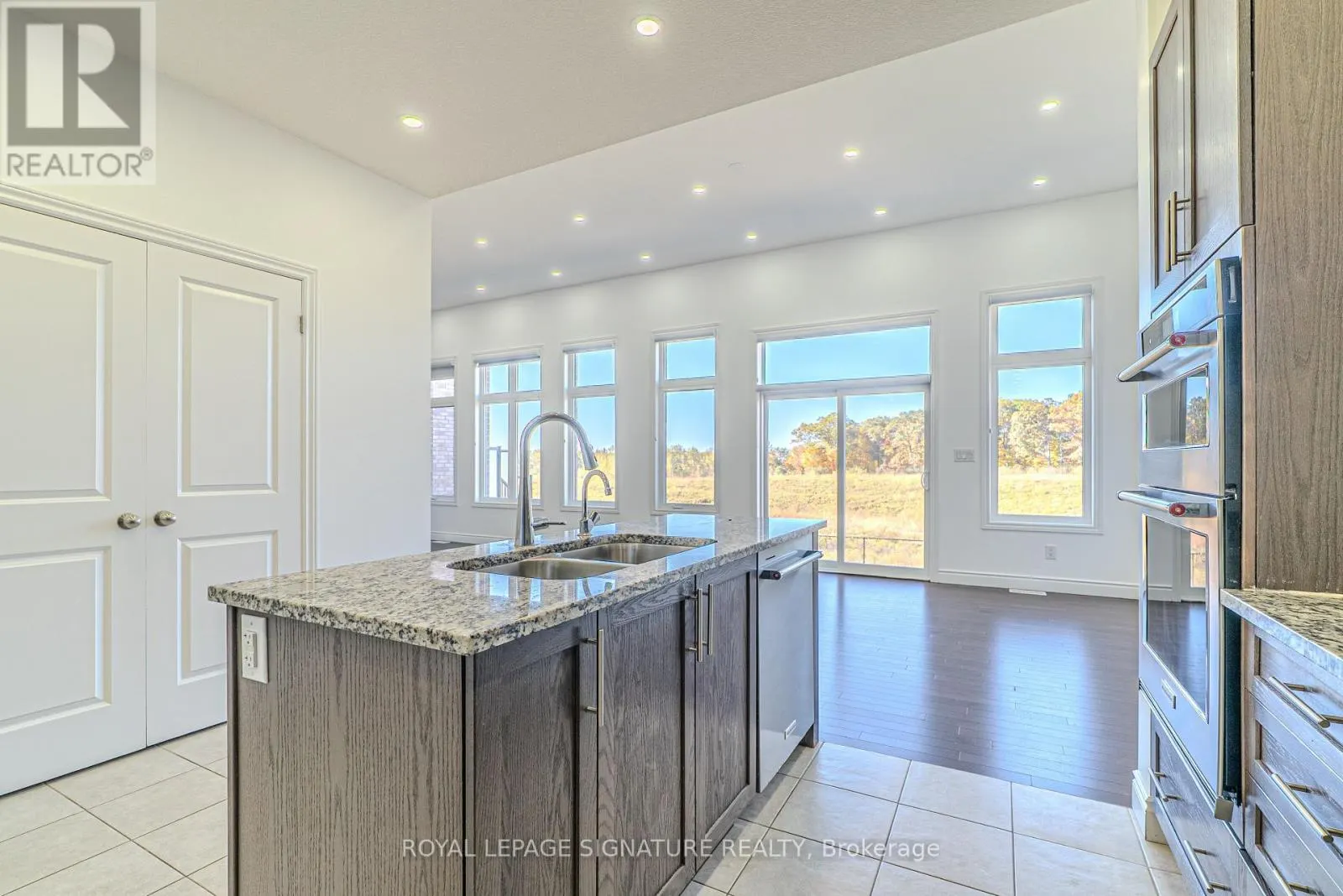 248 FREURE DRIVE