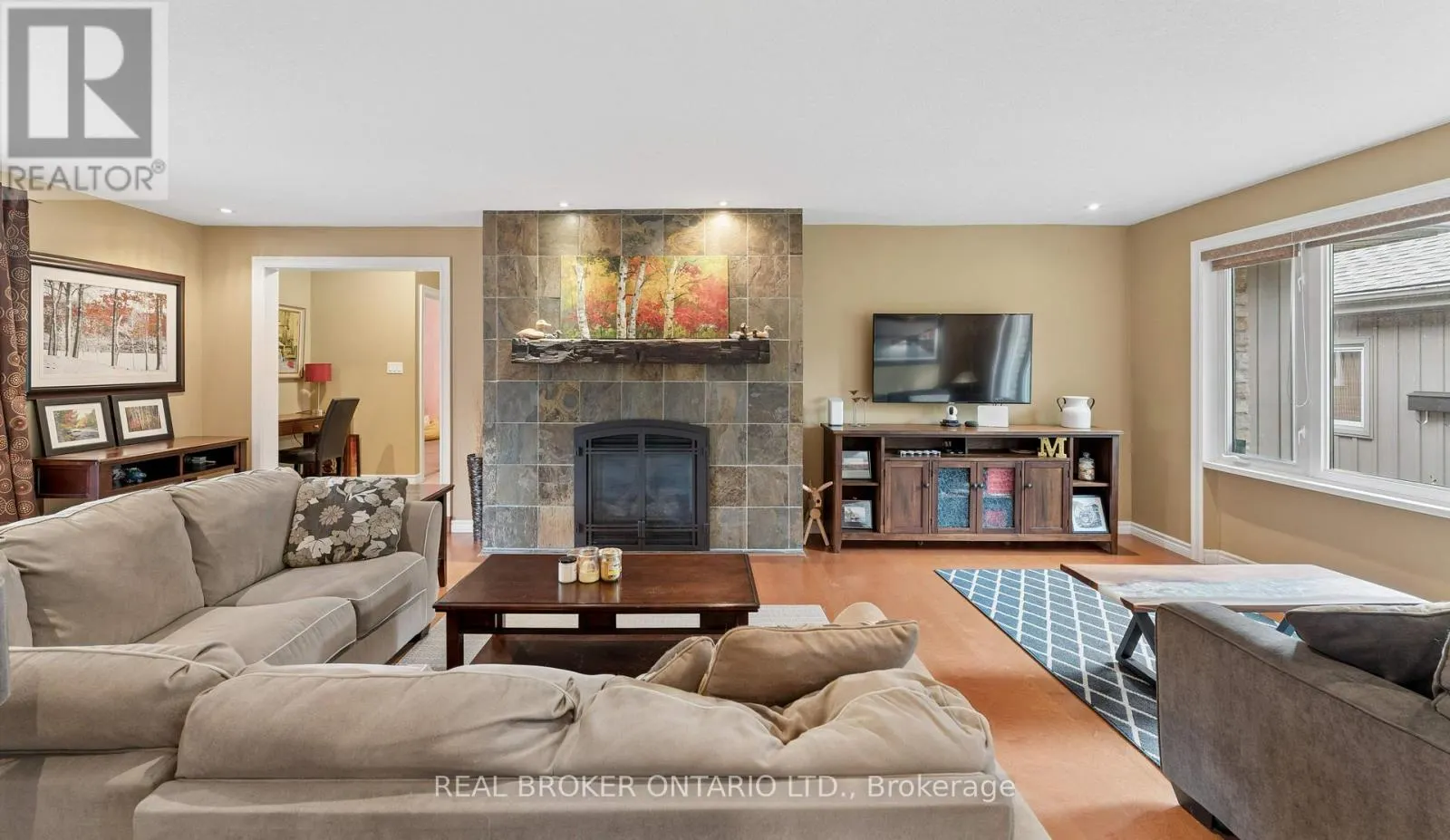 373 FORESTLAWN ROAD