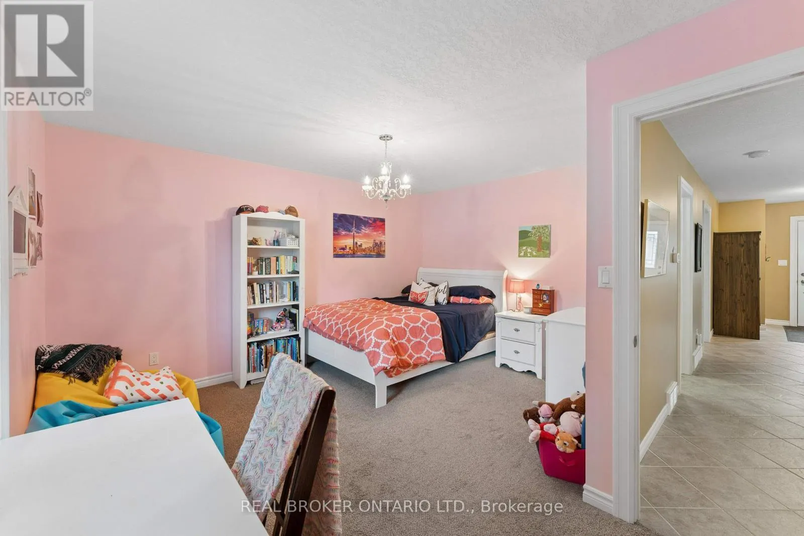 373 FORESTLAWN ROAD